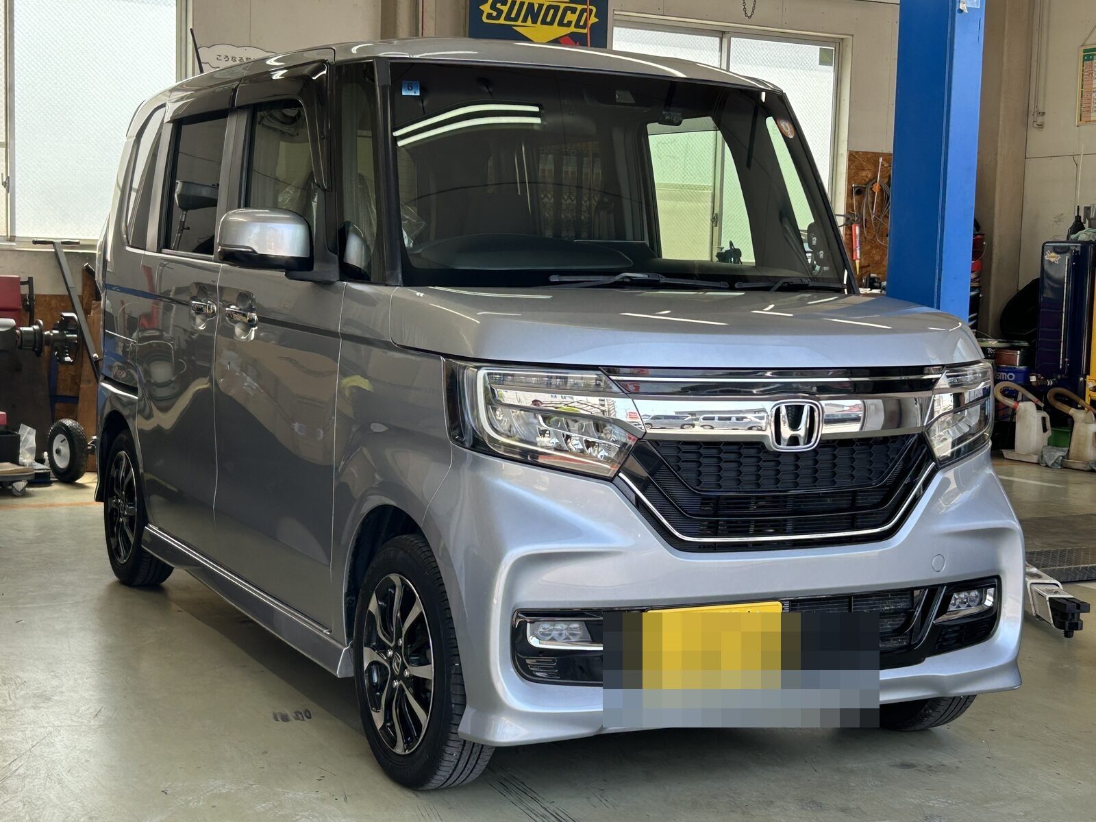 ホンダ N-BOX